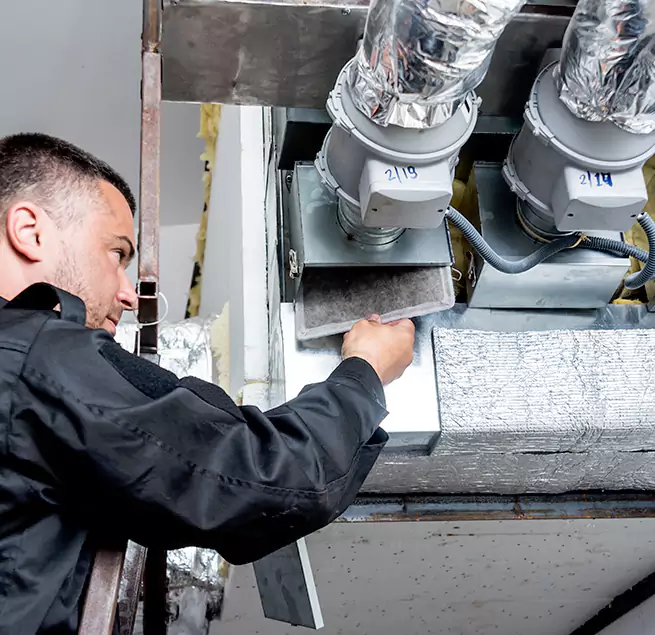 Why Homeowners Businesses Trust Us in Schaumburg, IL?